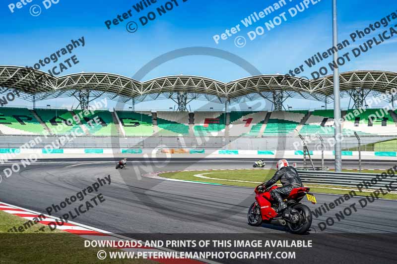 Sepang;event digital images;motorbikes;no limits;peter wileman photography;trackday;trackday digital images